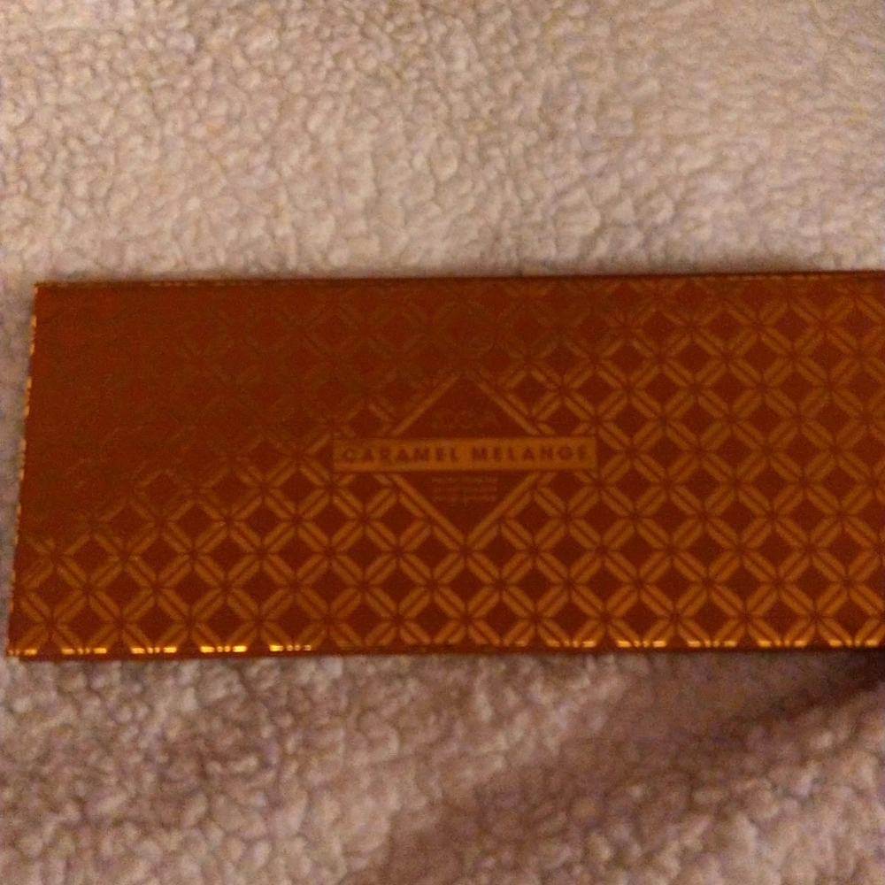 zoeva  Carmel melange